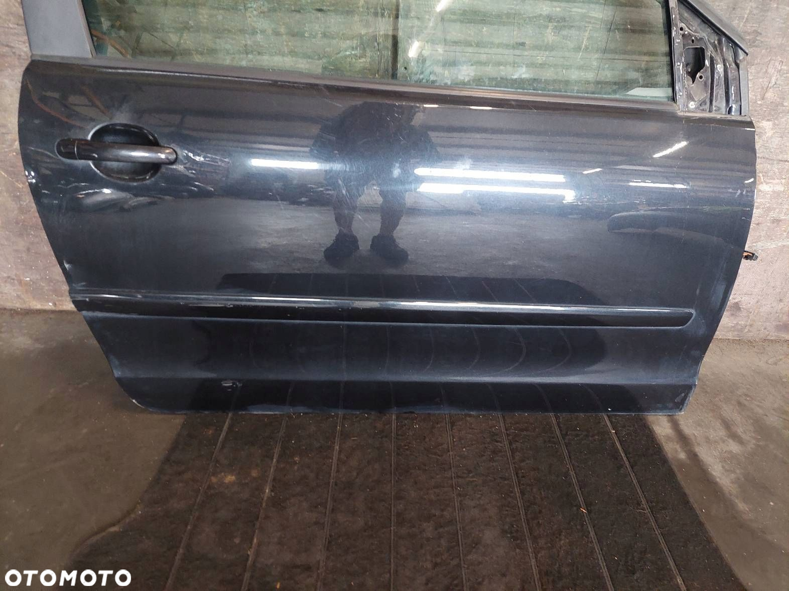 DRZWI KOMPLETNE PRAWY PRZÓD VOLKSWAGEN POLO IV LC9Z - 6