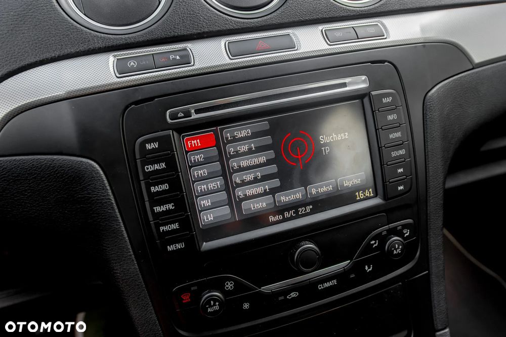 Ford S-Max 1.6 T Titanium - 24