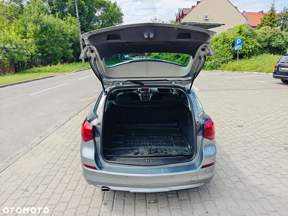 Opel Astra 2.0 CDTI DPF Cosmo - 19