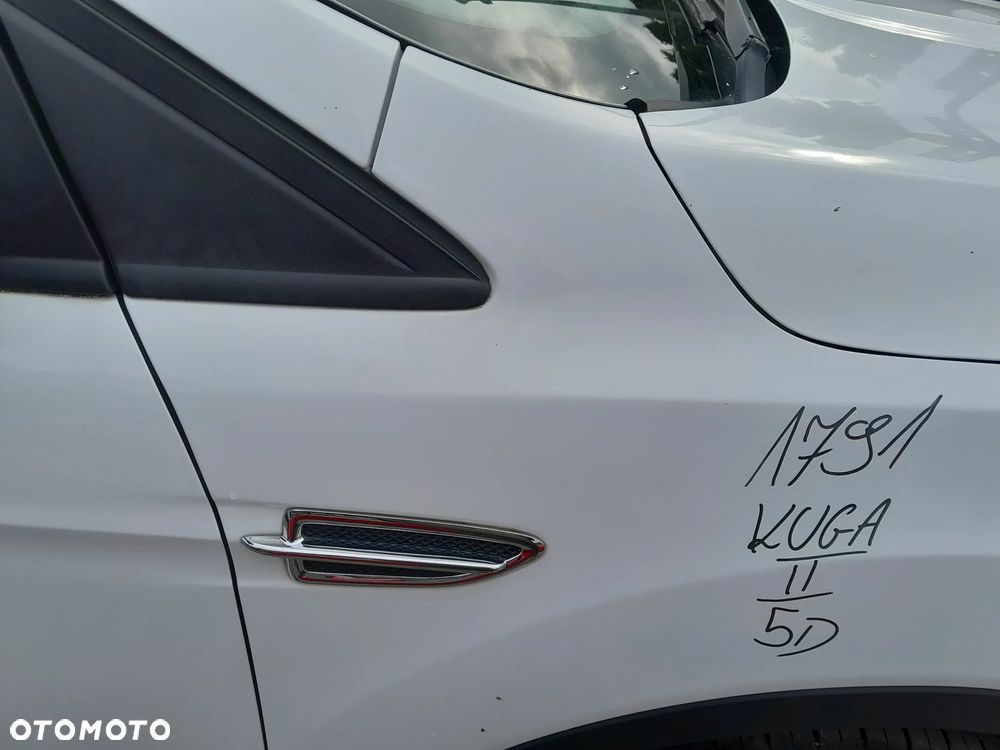 FORD KUGA MK2 BŁOTNIK PRAWY PRZEDNI PRAWY PRZÓD KOLOR: 5D - 2