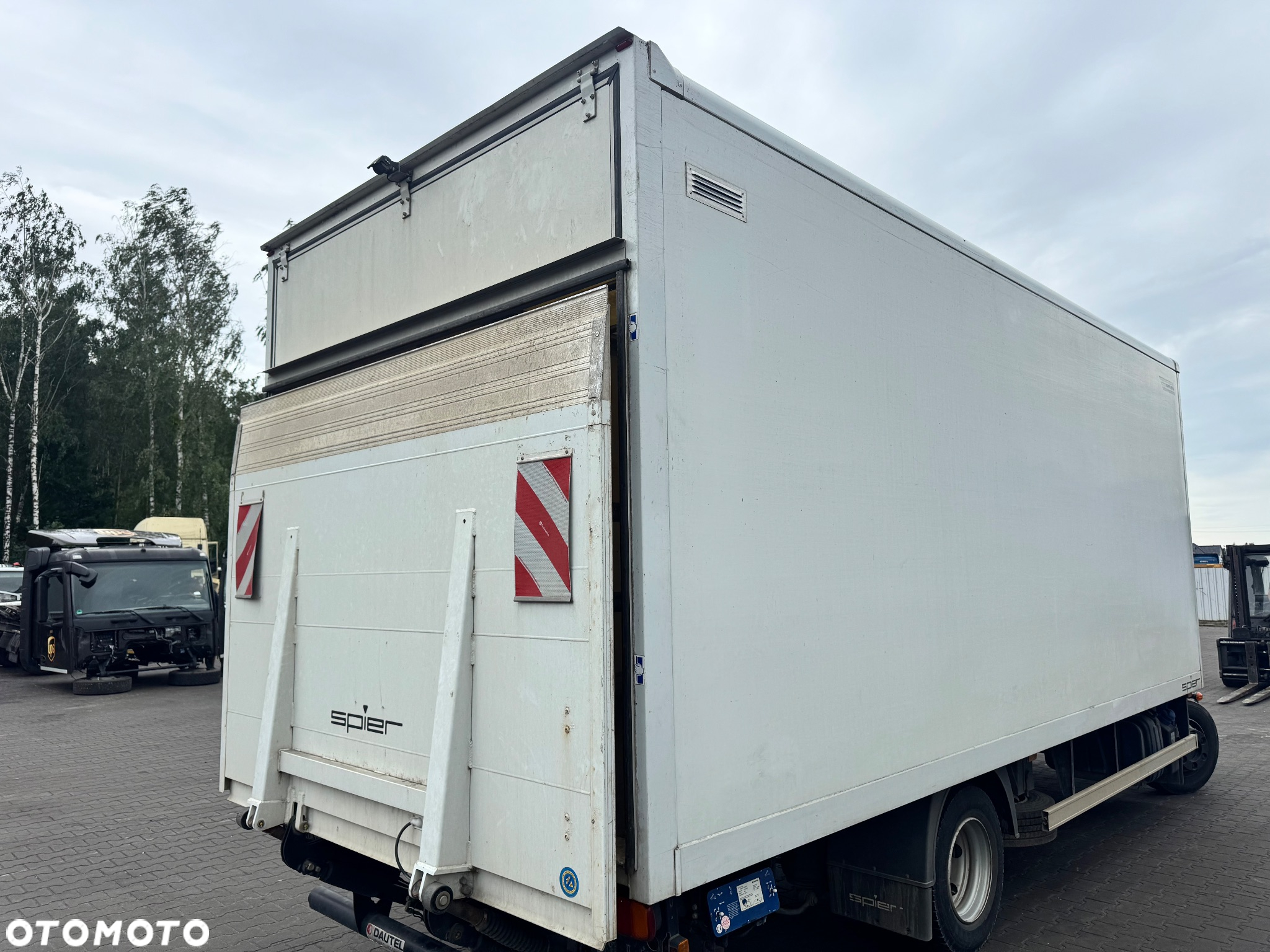 Zabudowa kontener, garaż, magazyn z windą Dautel 1000kg - 3