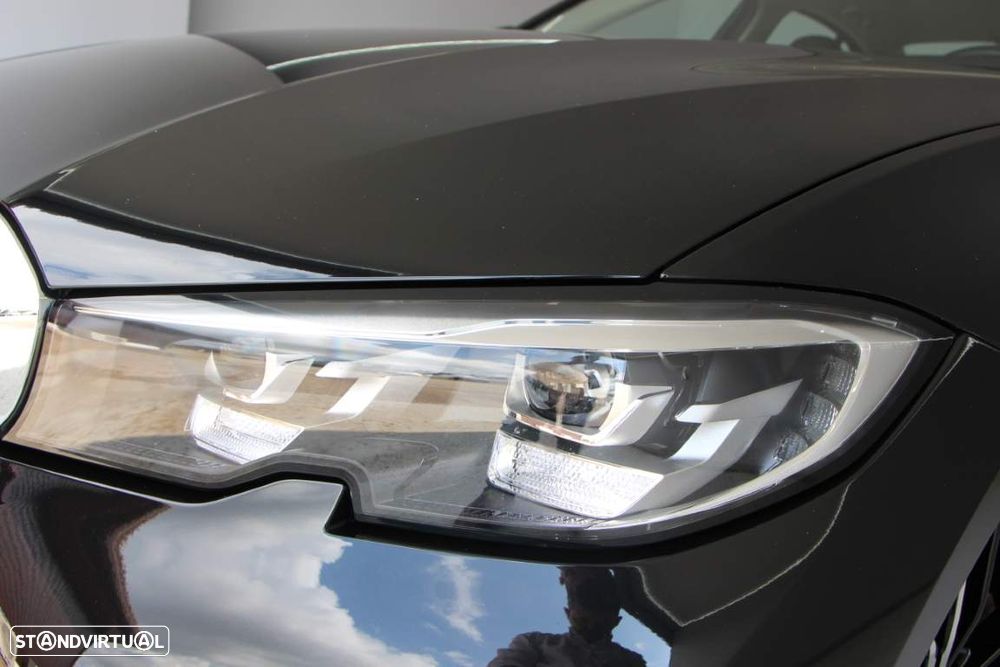 BMW 320 d Auto - 24