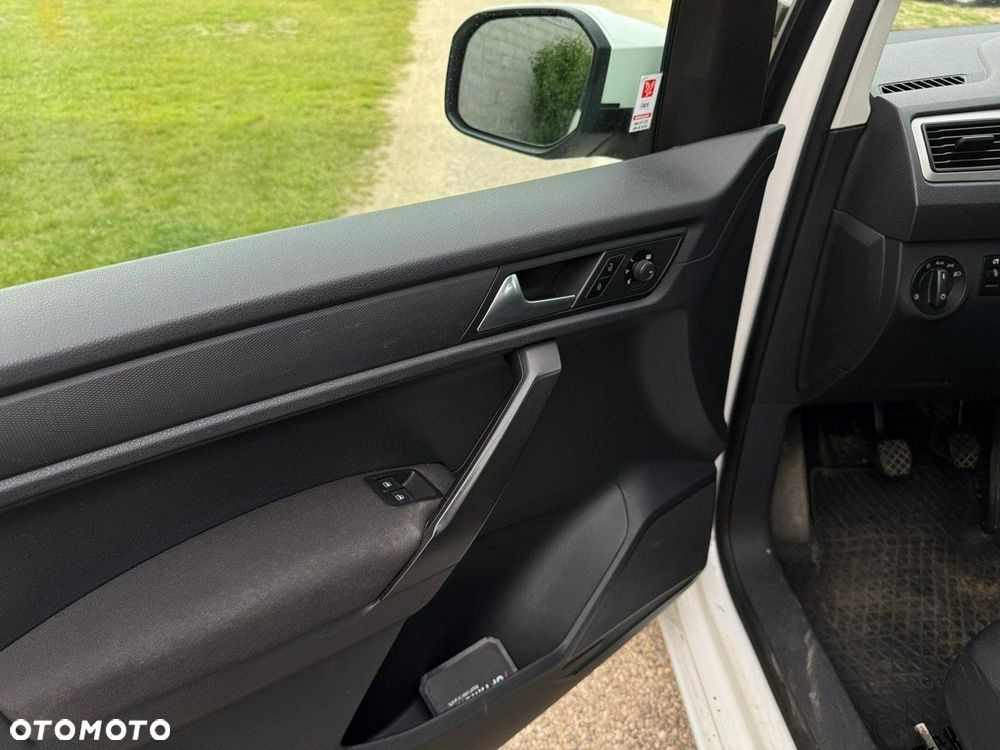 Volkswagen Caddy - 17