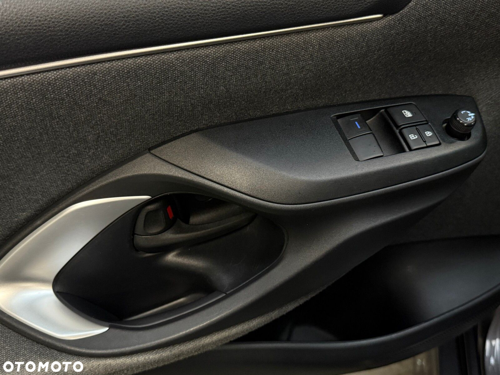 Toyota Yaris - 17