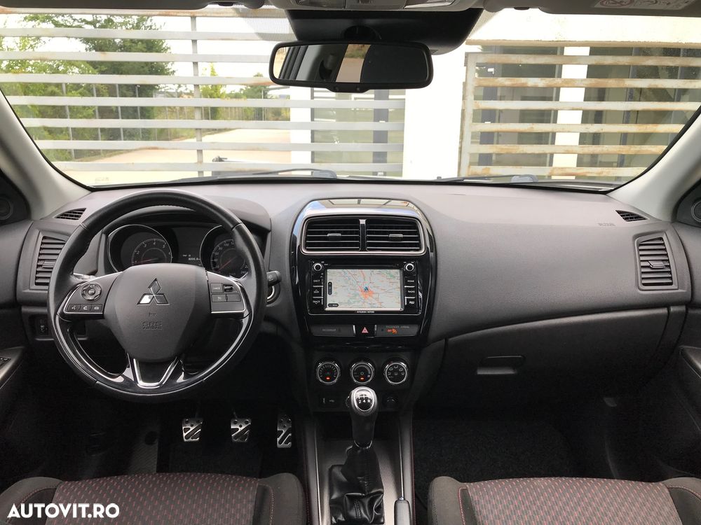 Mitsubishi ASX 1.6 2WD Inform - 8