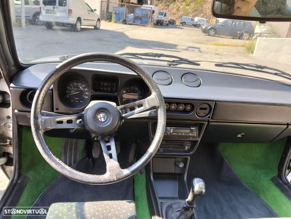 Alfa Romeo Sprint Veloce - 1