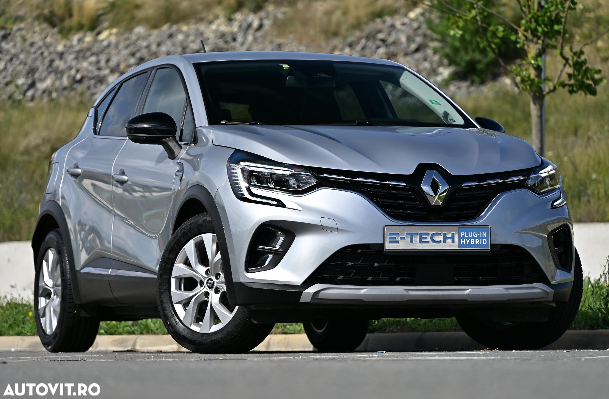 Renault Captur E-Tech PHEV 160 Techno - 2
