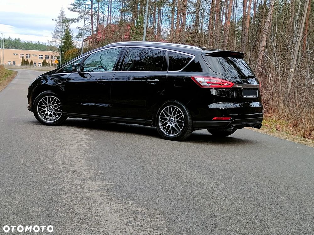 Ford S-Max 2.0 TDCi Titanium PowerShift - 15