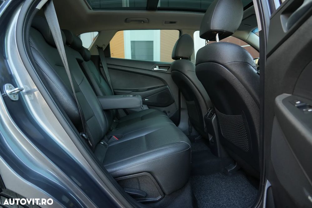 Hyundai Tucson 2.0 CRDI 4WD Automatik Premium - 8