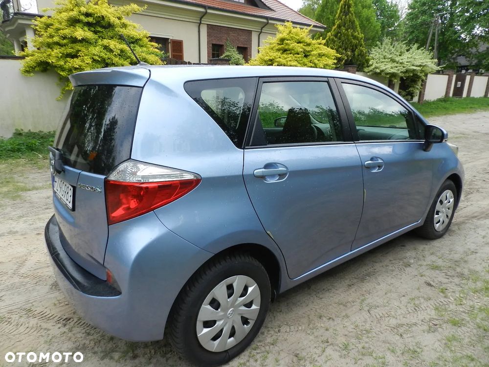 Toyota Verso S - 13
