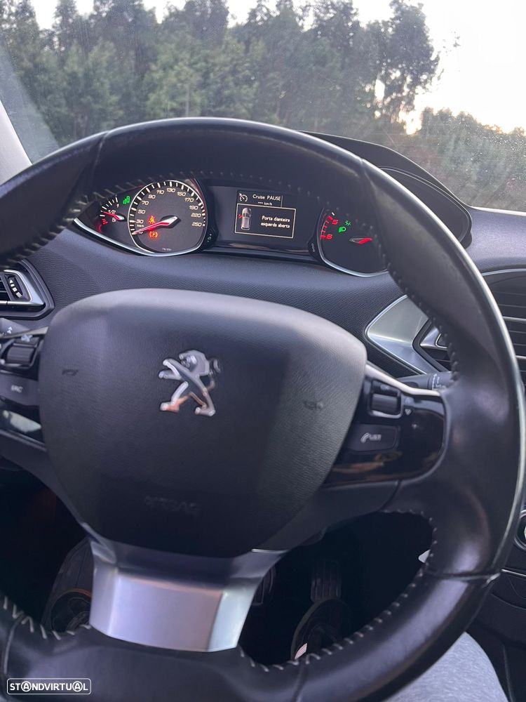 Peugeot 308 1.6 BlueHDi Allure J17 - 10