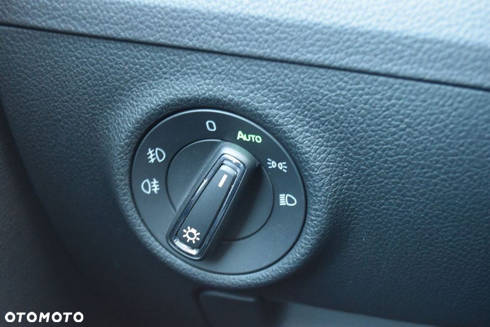 Skoda Superb 2.0 TSI Style DSG - 25