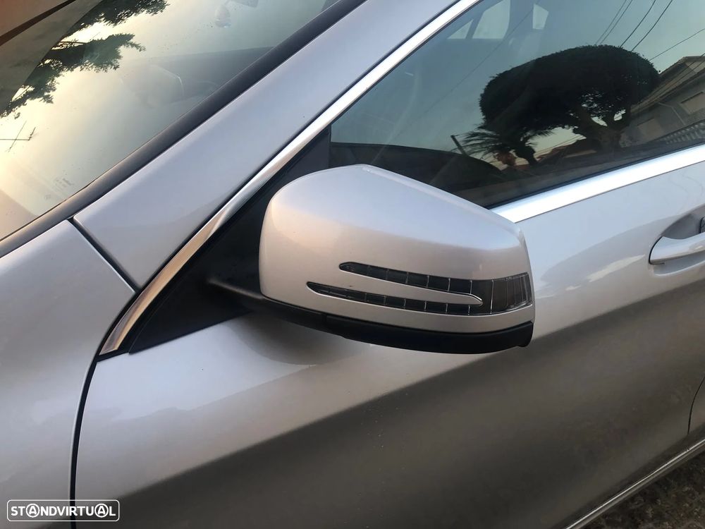 Mercedes-Benz CLA 180 d Shooting Brake Urban - 9