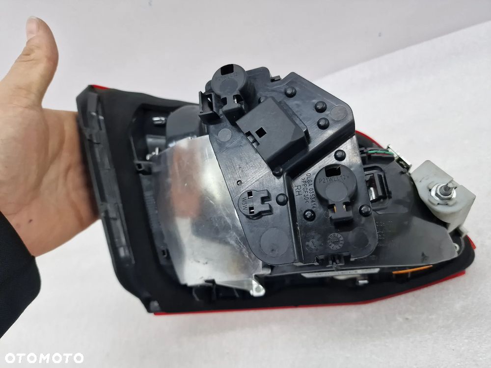 BMW F45 15- PRAWA LED LAMPA TYLNA TYLNIA TYŁ W KLAPĘ , NR 7311042-10 , NR AUKCJI LMT118 - 6