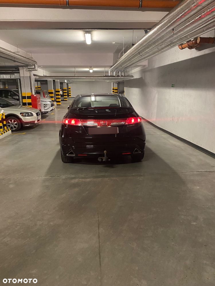 Honda Civic 1.8i-VTEC i-SHIFT Executive - 4