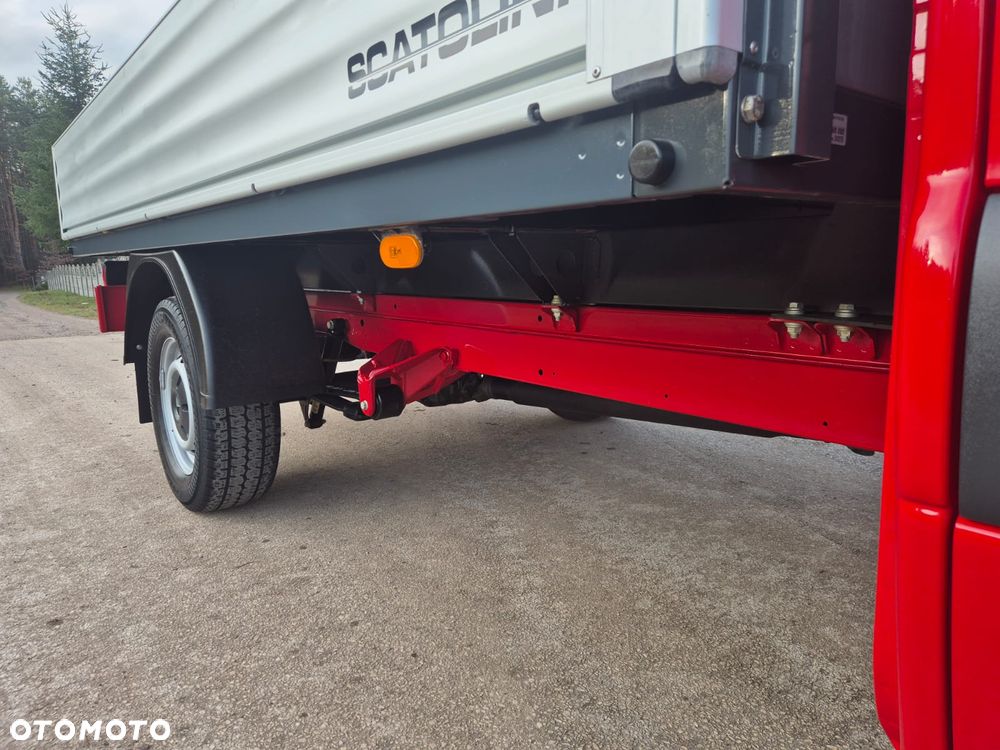 Mercedes-Benz Sprinter - 22