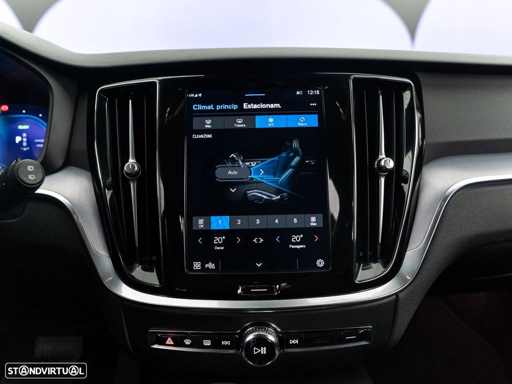 Volvo V60 2.0 T6 AWD TE Essential - 30