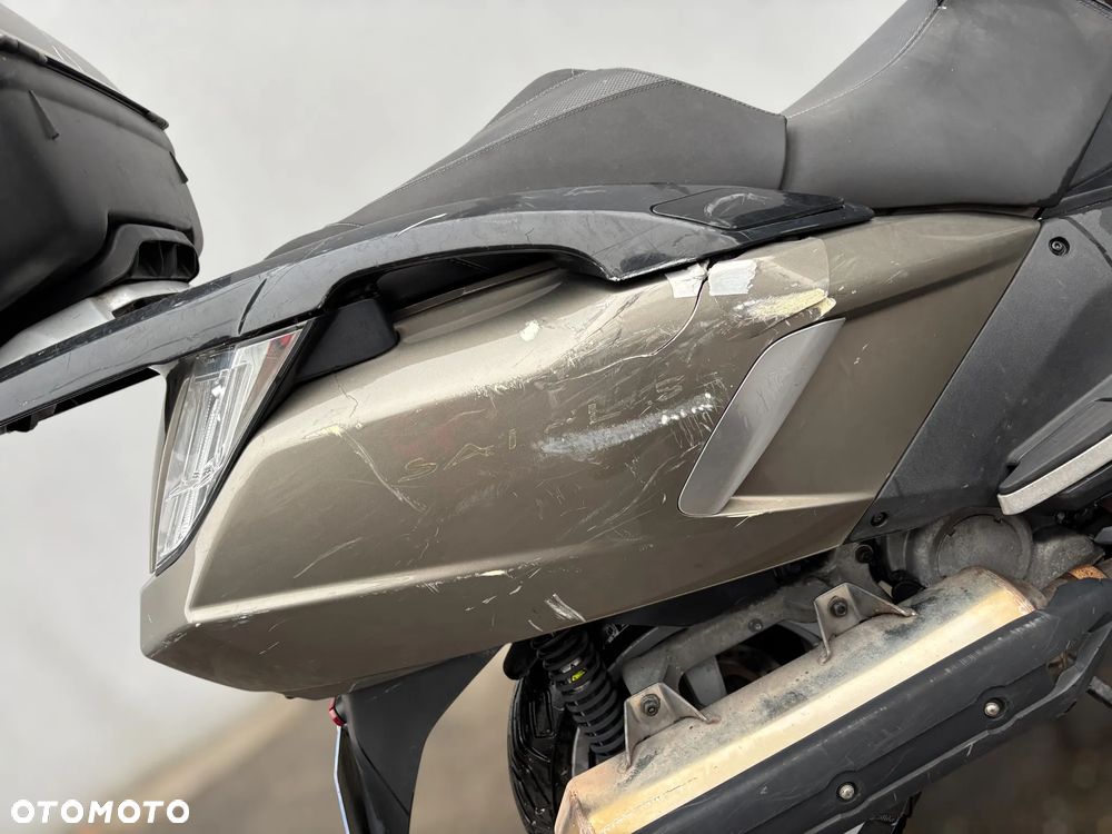 Peugeot Satelis - 12