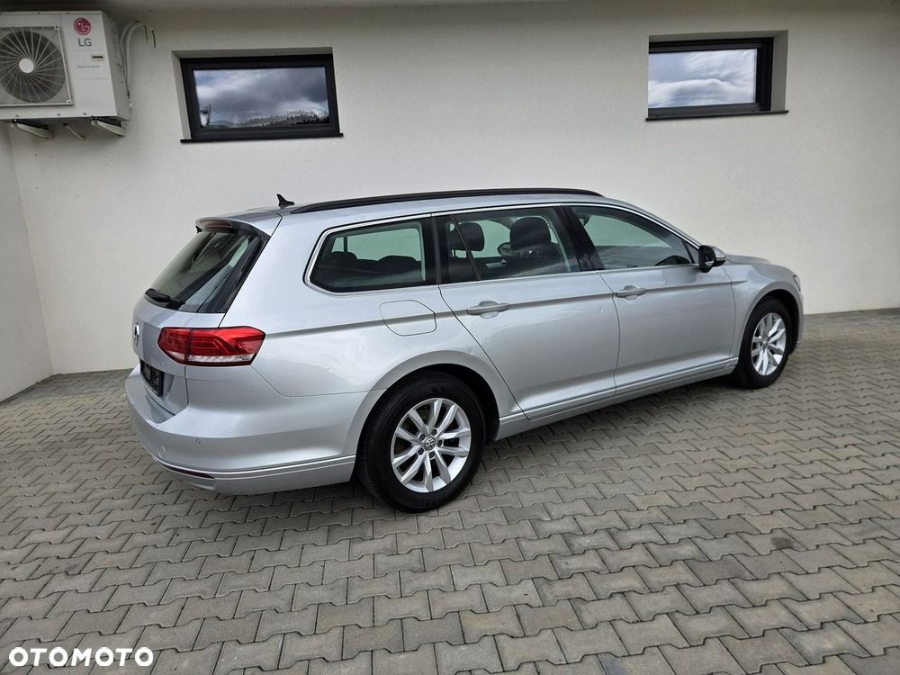 Volkswagen Passat Variant - 18