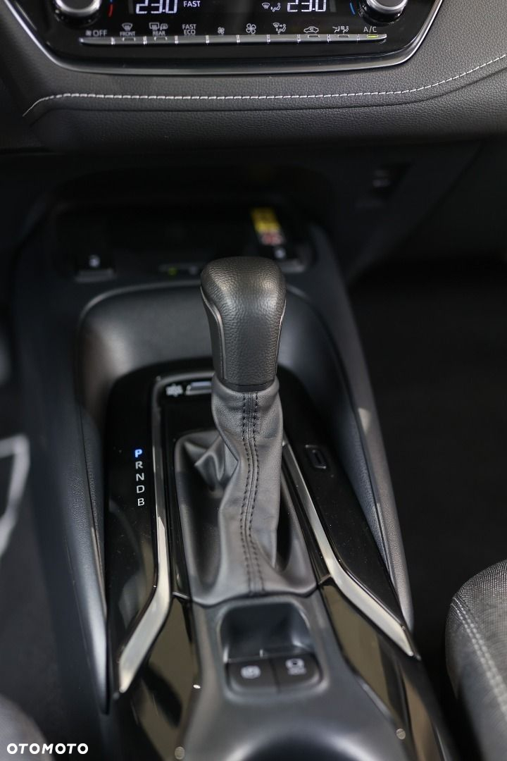 Toyota Corolla - 21