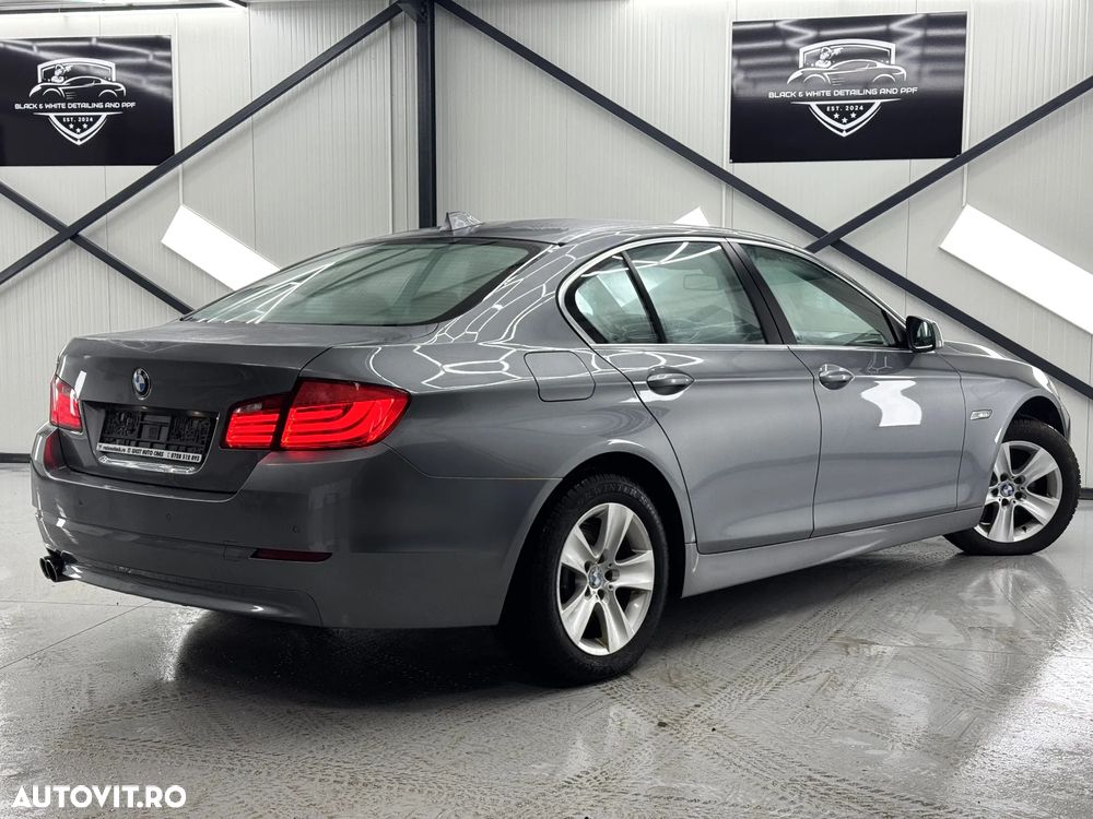 BMW Seria 5 525d Sport-Aut. - 14