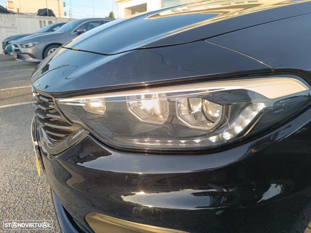 Fiat Tipo Station Wagon 1.3 M-Jet Lounge Tech - 17
