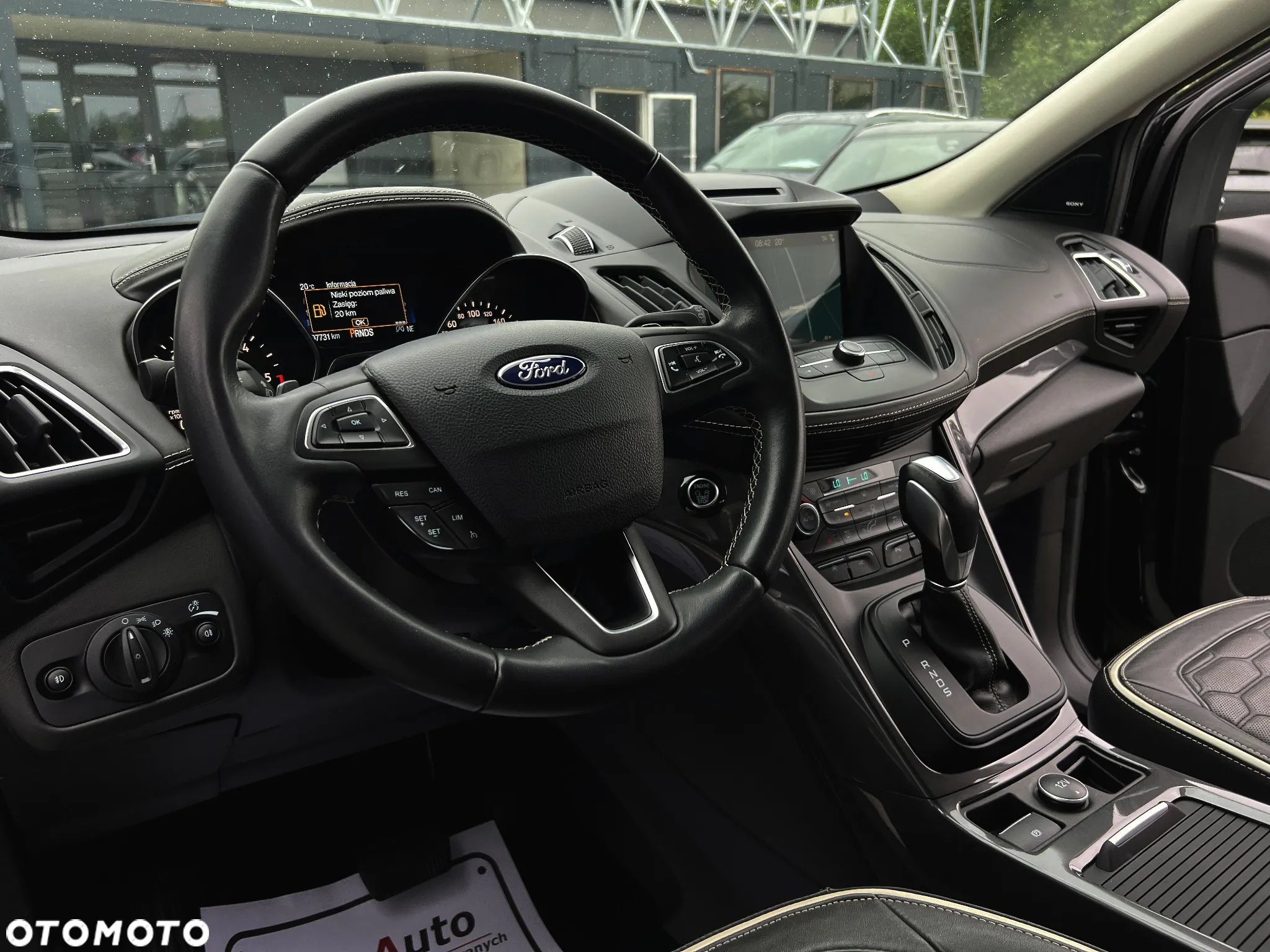 Ford Kuga 2.0 TDCi 4x4 Vignale - 22