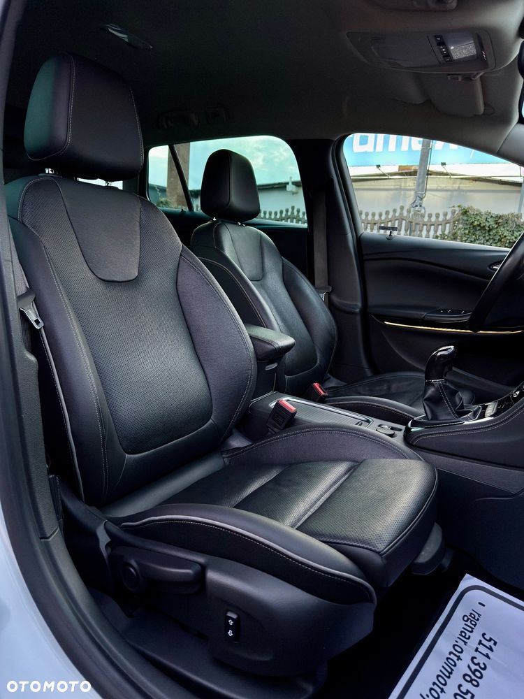 Opel Astra 1.6 CDTI DPF ecoFLEX TourerStart/Stop Exklusiv - 19