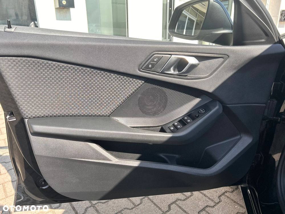 BMW Seria 1 118i Advantage - 12