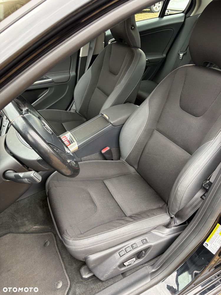 Volvo S60 2.5 T5 - 10