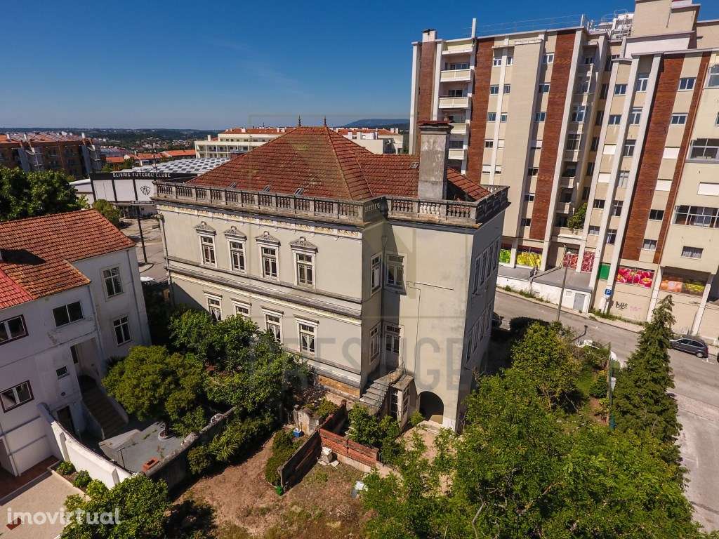 Moradia exclusiva em zona nobre de Coimbra - Grande imagem: 5/60