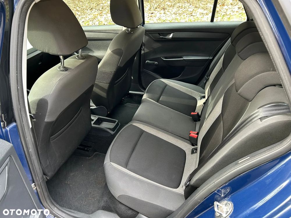 Skoda Fabia 1.0 Ambition - 27