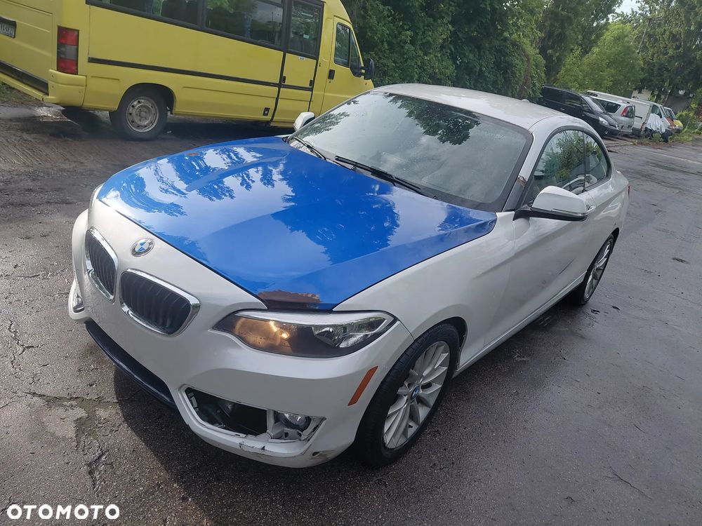 BMW Seria 2 220d - 12