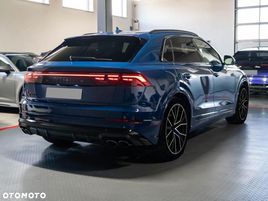 Audi Q8 - 3