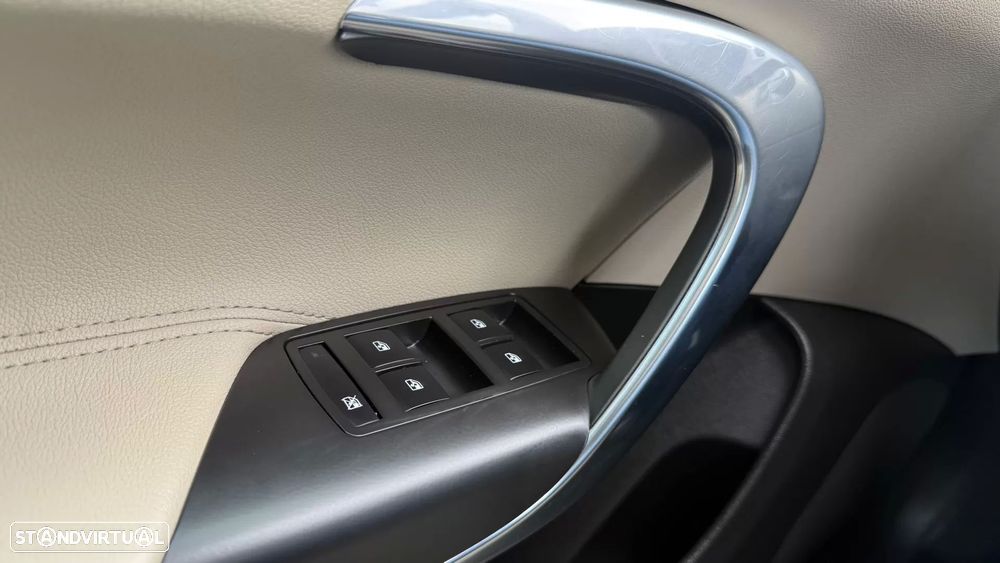 Opel Insignia 2.0 CDTI executive S/S - 21