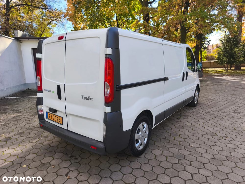 Renault Trafic Long L2H1 2.0dci Klima - 5