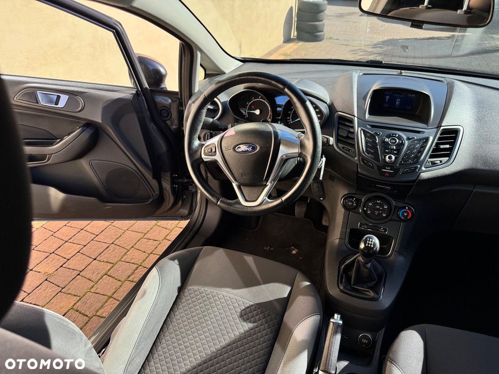 Ford Fiesta 1.0 EcoBoost S&S TREND - 17