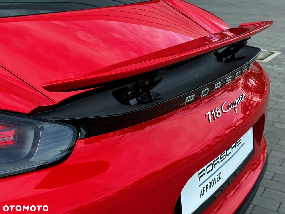 Porsche 718 Cayman - 14