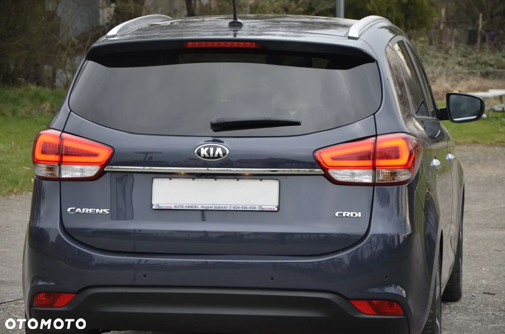 Kia Carens - 14