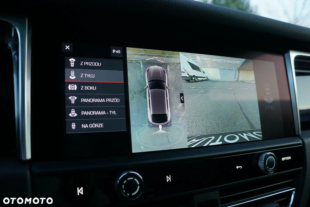 Porsche Macan Standard - 30