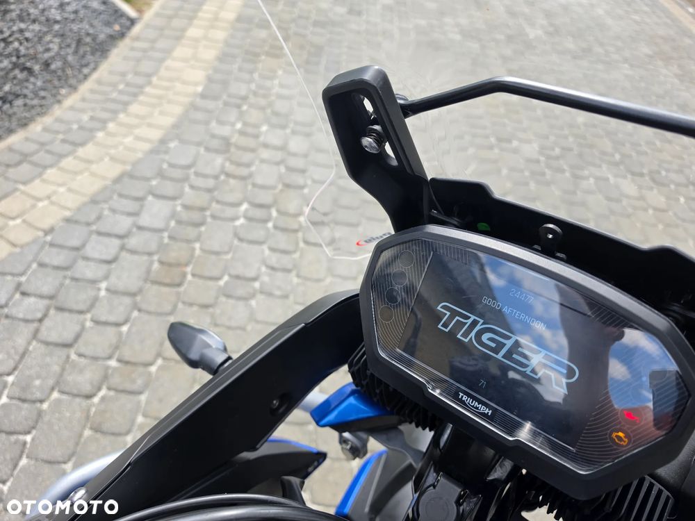 Triumph Tiger - 2