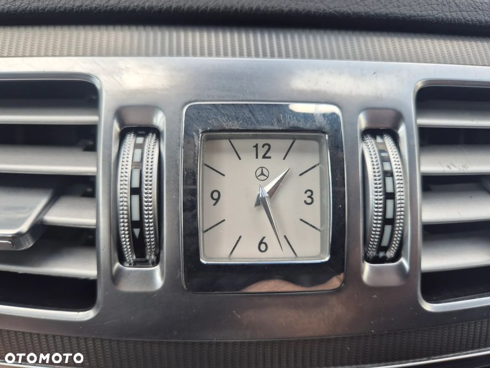 Mercedes-Benz Klasa E 200 BlueTEC 7G-TRONIC Edition - 37