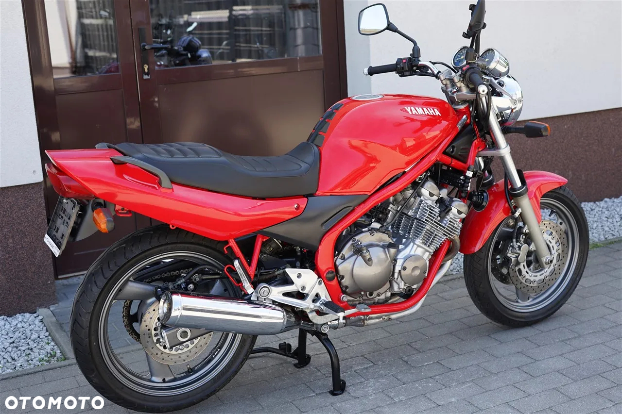 Yamaha XJ - 3