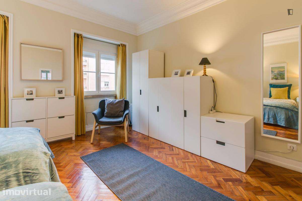 Quarto - localizado em Roma-Areeiro Lisbon - Grande imagem: 2/15