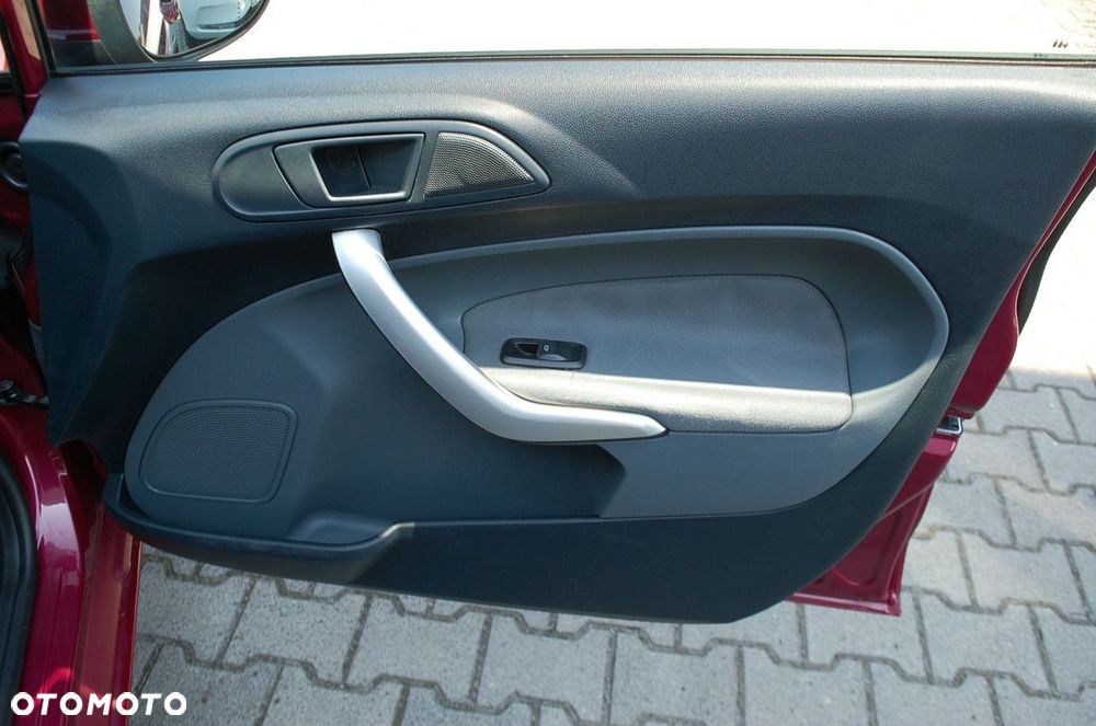 Ford Fiesta - 31