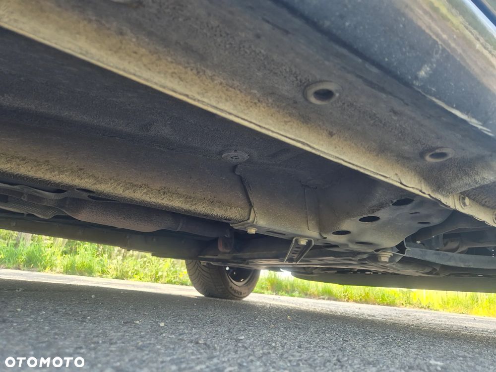Ford Fiesta 1.4 Titanium EU5 - 28