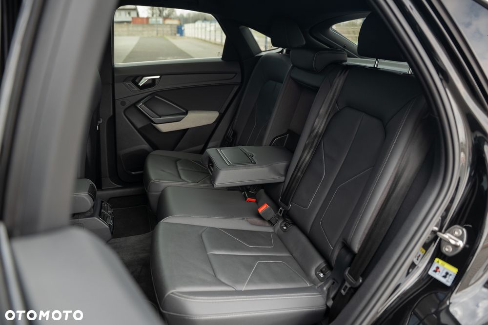 Audi Q3 40 TDI Quattro S tronic advanced - 34