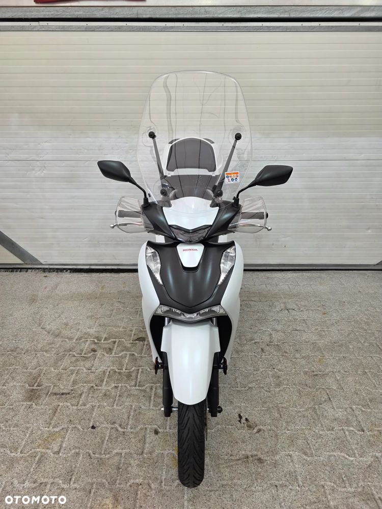 Honda SH - 22