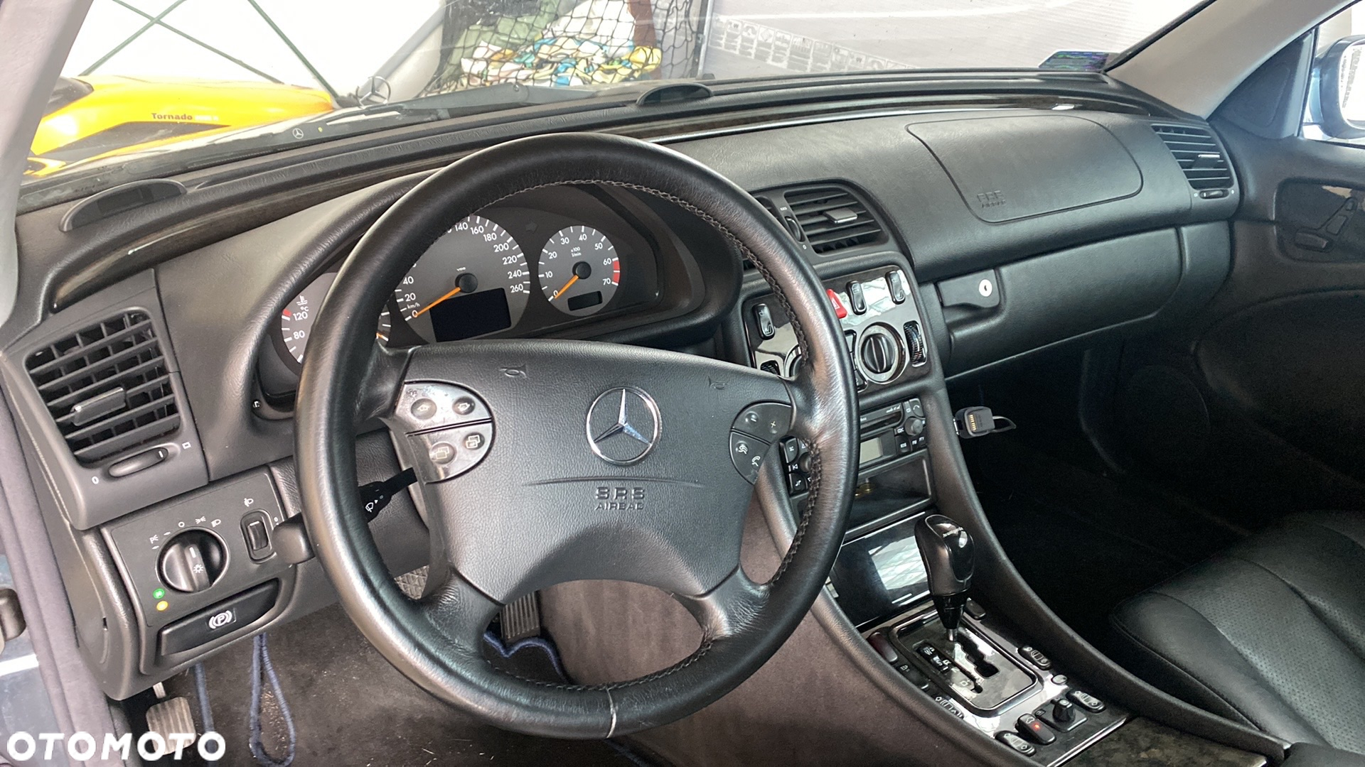 Mercedes-Benz CLK - 5