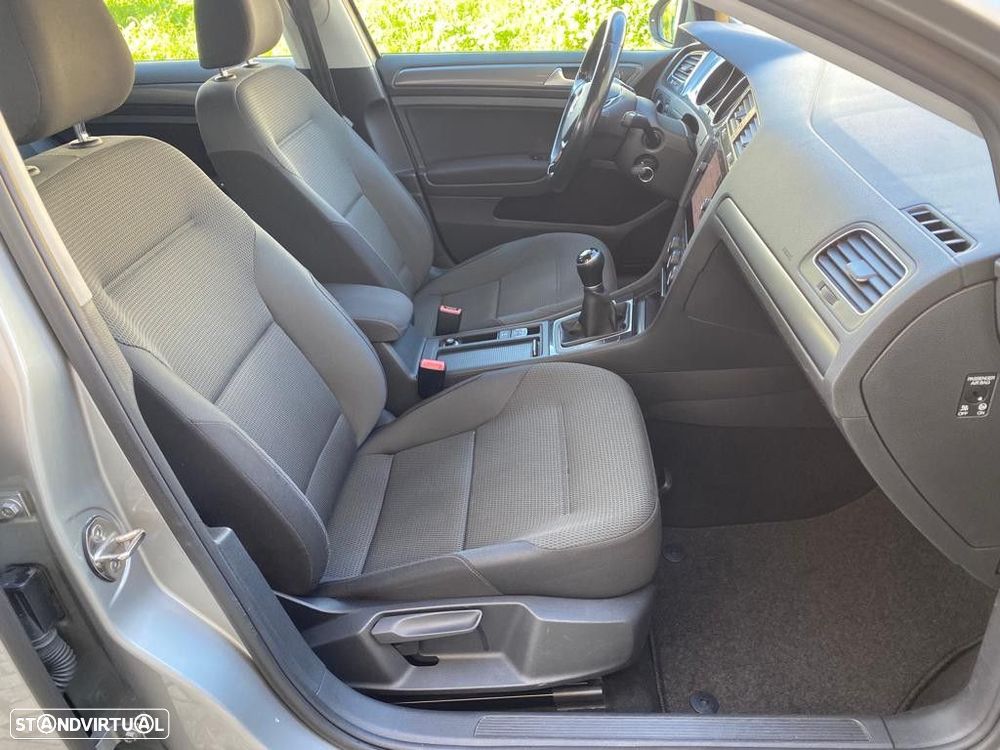 VW Golf Variant 1.6 TDi Confortline - 30